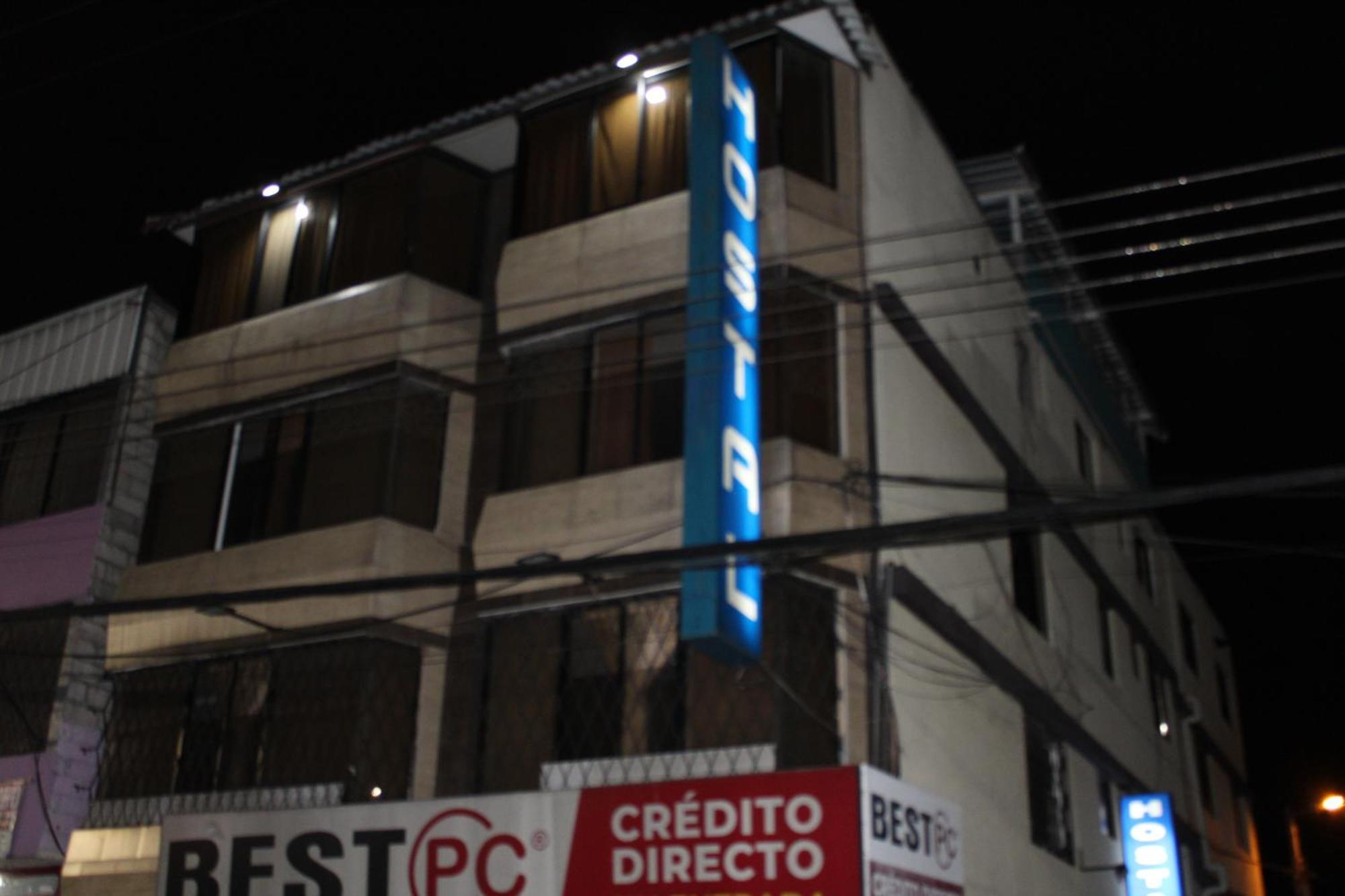Julius Hostal, Desde Las 14 Horas Hasta 12 Del Mediodia Quito Dış mekan fotoğraf