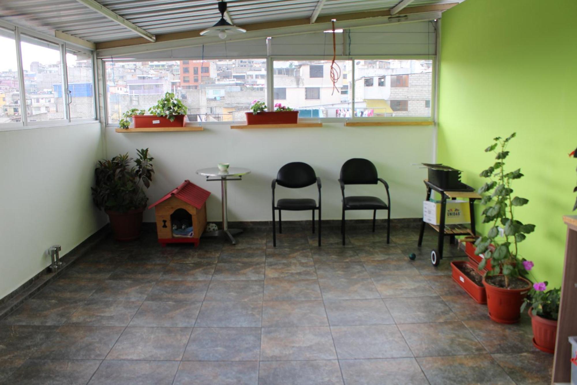 Julius Hostal, Desde Las 14 Horas Hasta 12 Del Mediodia Quito Dış mekan fotoğraf